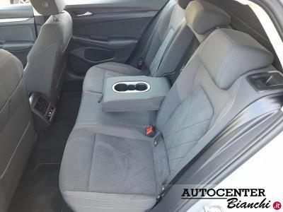 Volkswagen Golf 2.0 tdi Style 115cv dsg