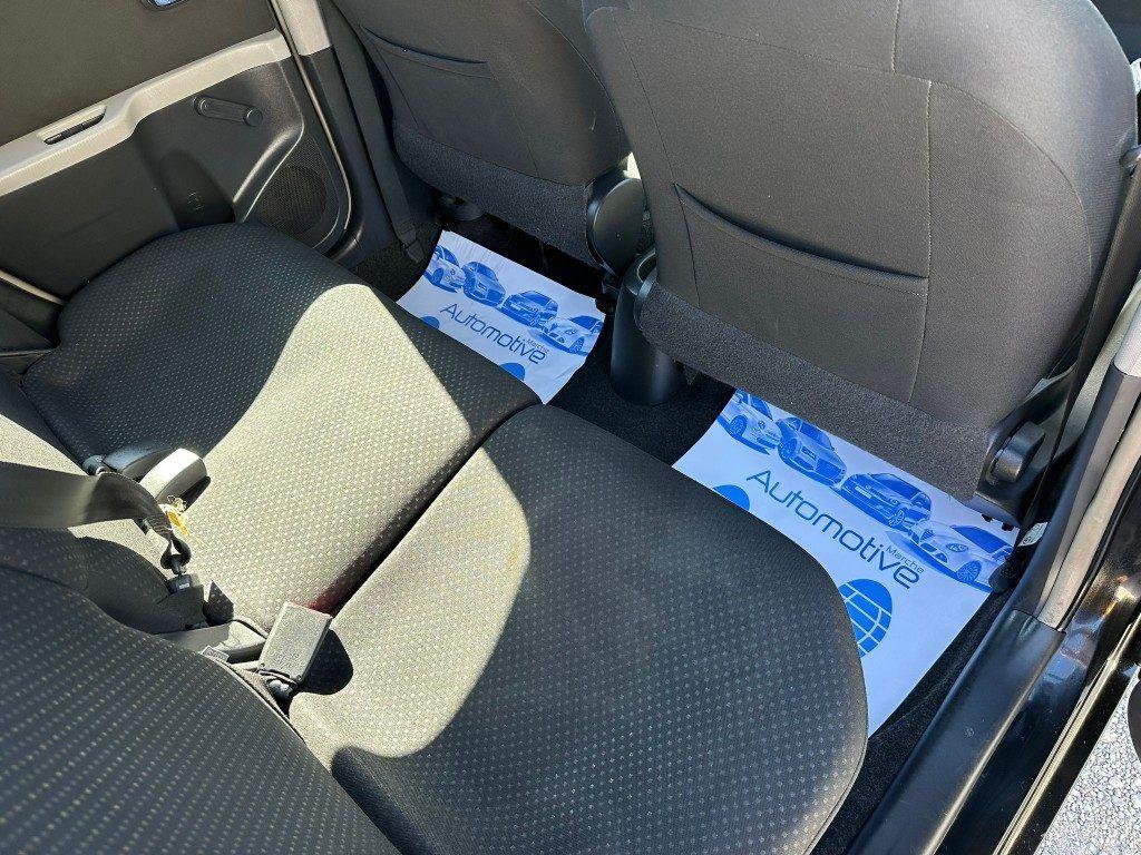 TOYOTA Yaris 1.4 D-4D DPF 5 porte