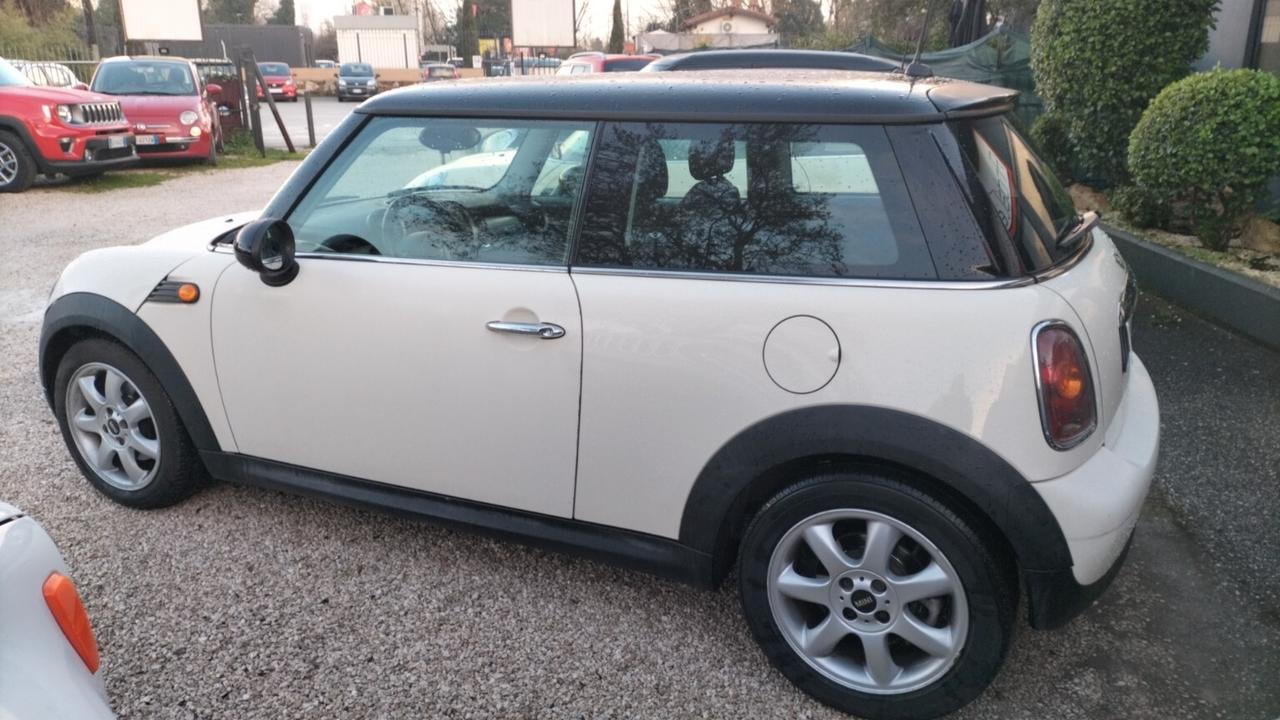 Mini Mini 1.6 16V Cooper D Salt**NEOPATENTATI**