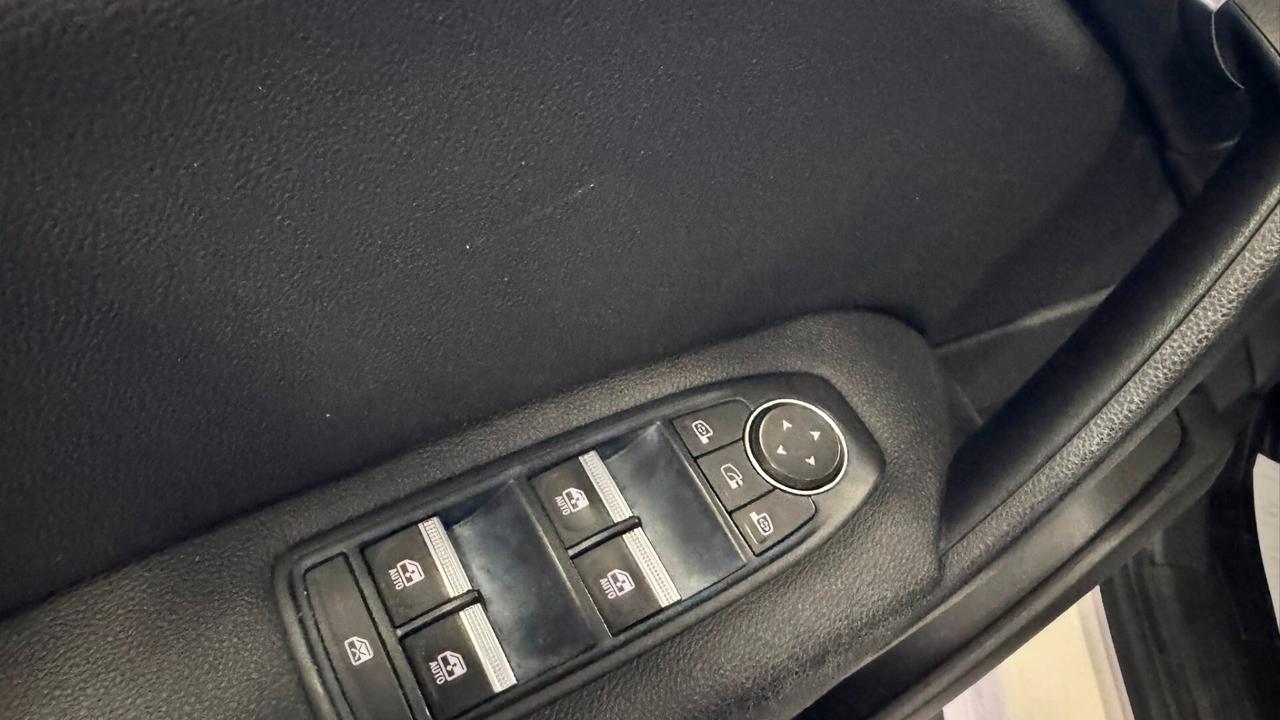Renault Captur Blue dCi 115 CV EDC Intens
