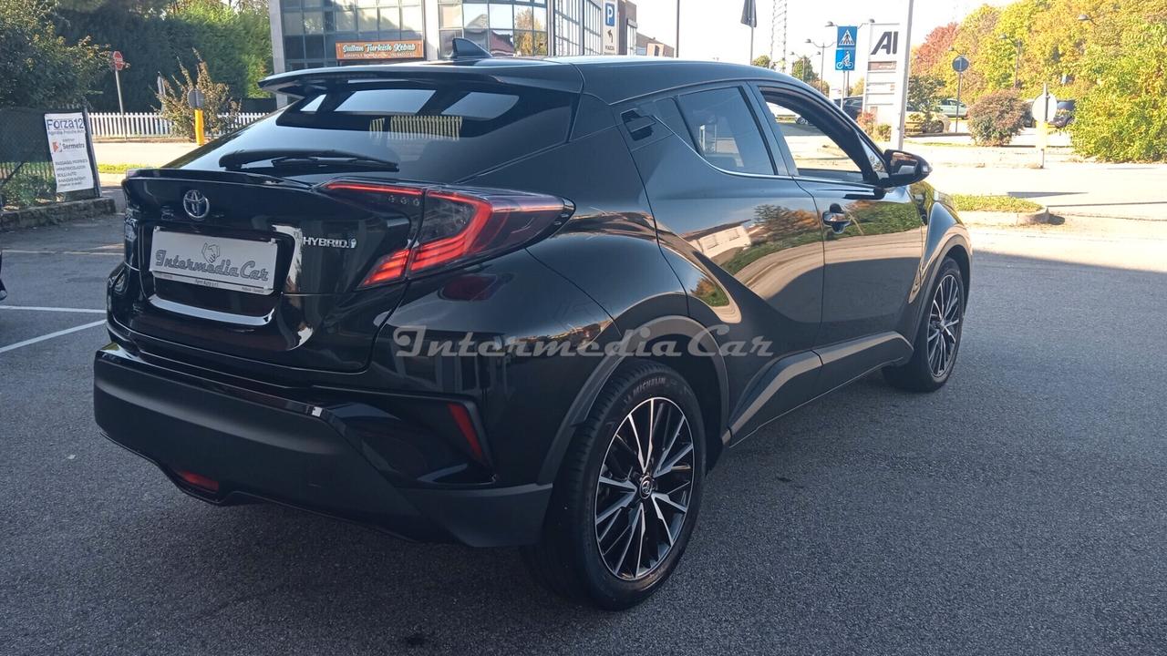 Toyota C-HR 1.8 Hybrid E-CVT Trend