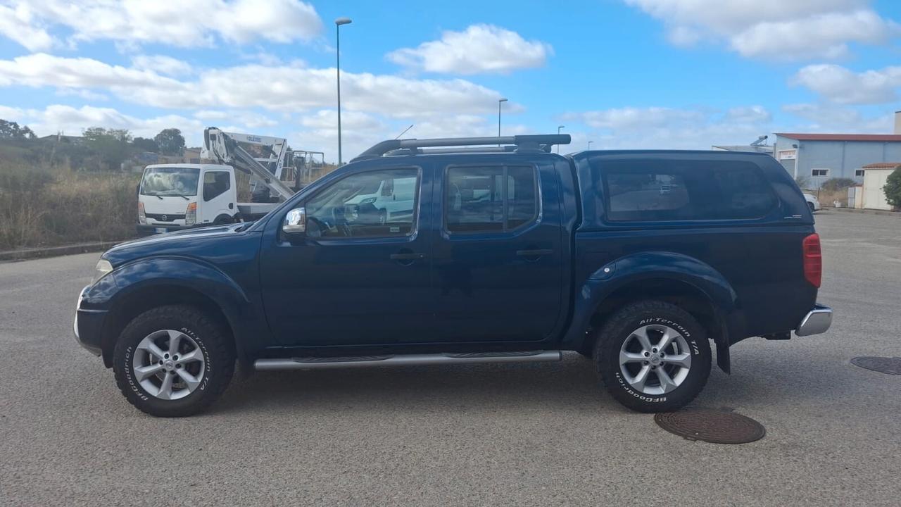 Nissan Navara 2.5 dCi 4 porte Double Cab LE