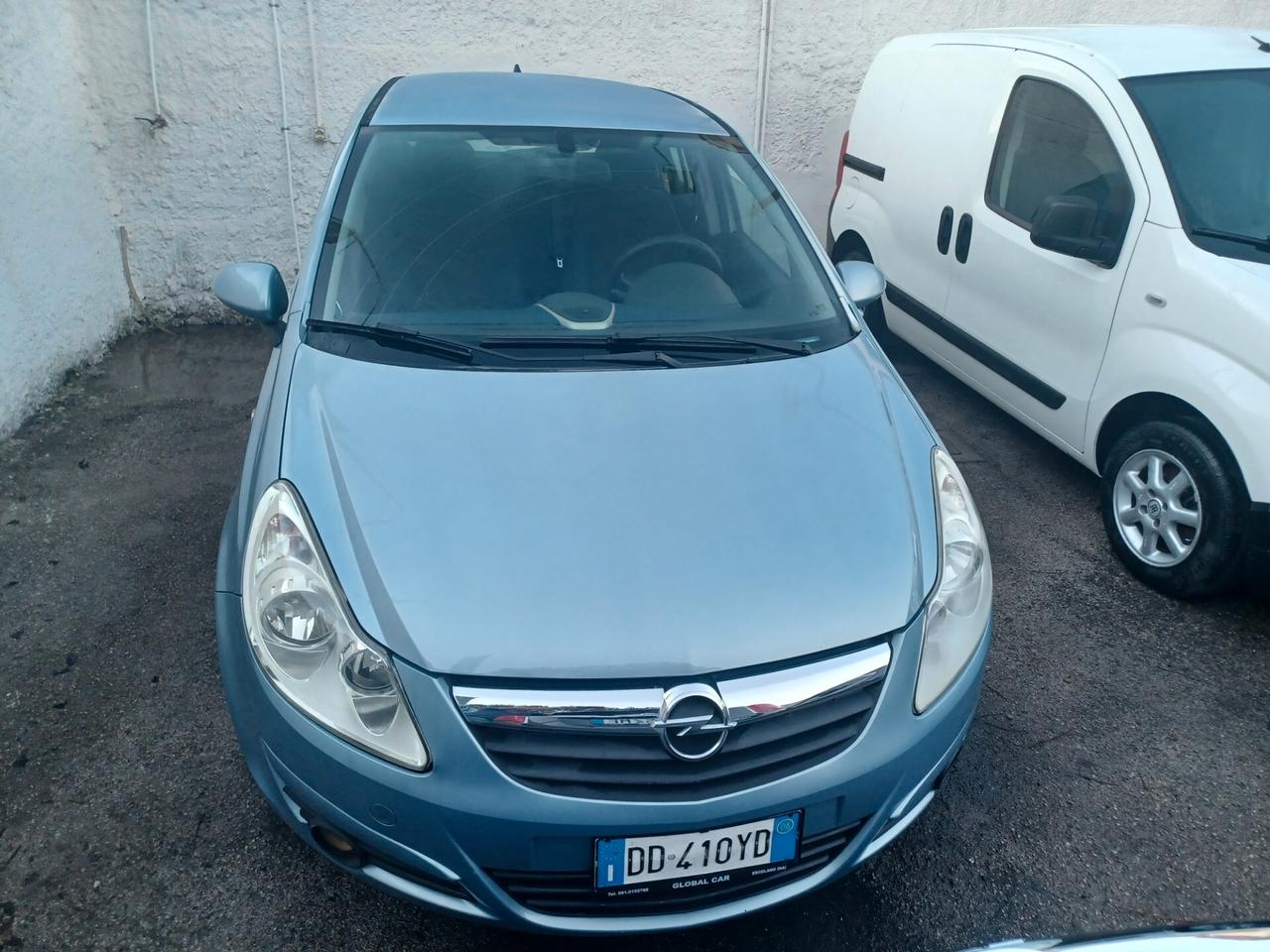 Opel Corsa 1.2 5 porte Cosmo PERFETTA