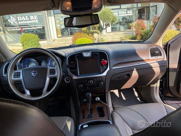 LANCIA Thema 3.0 V6 Multijet II 239 CV Executive