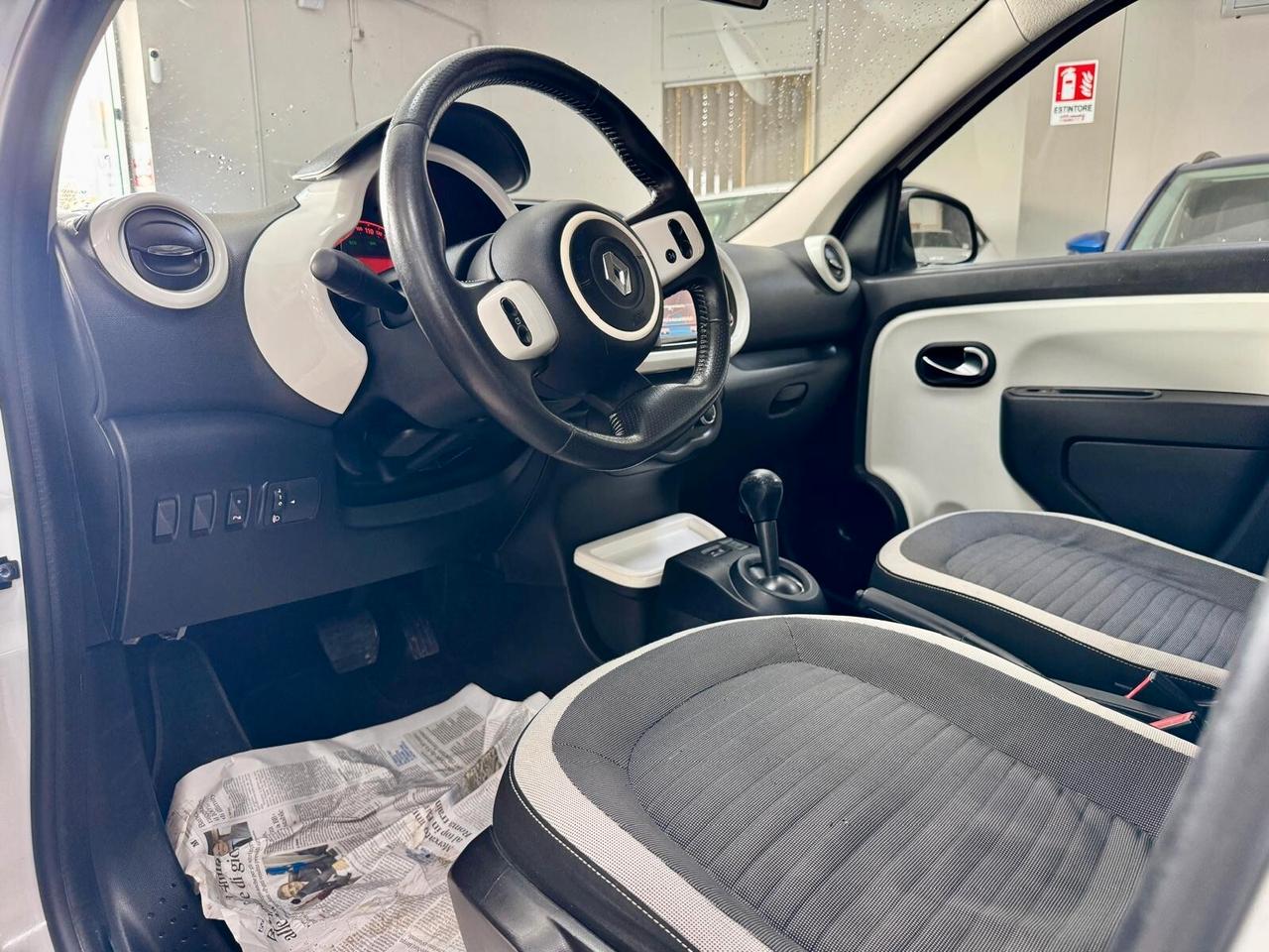 Renault Twingo 0.9 TCe 90cv EDC Intens 2016