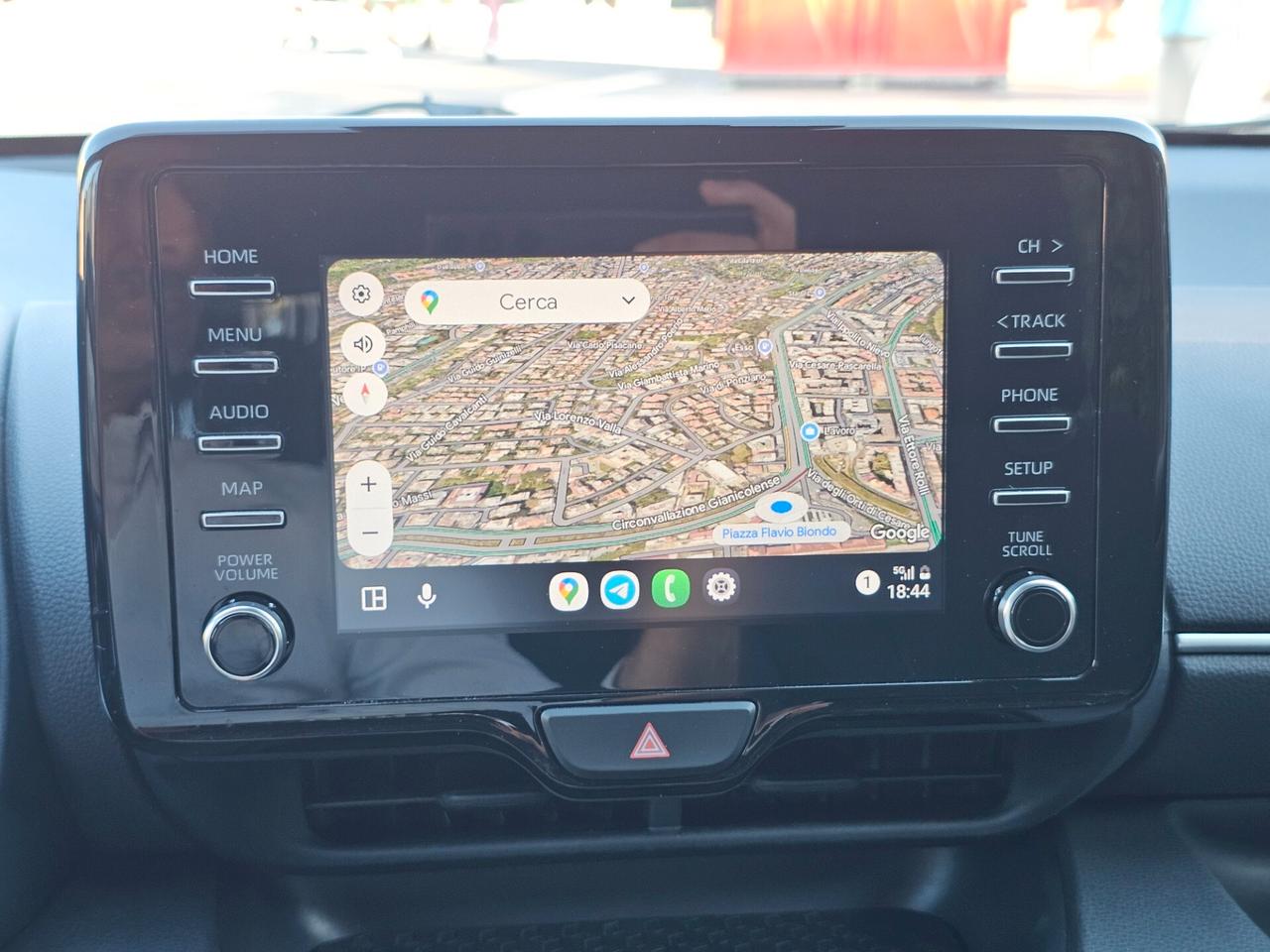 Toyota Yaris 1.5 Hybrid 5 porte Business