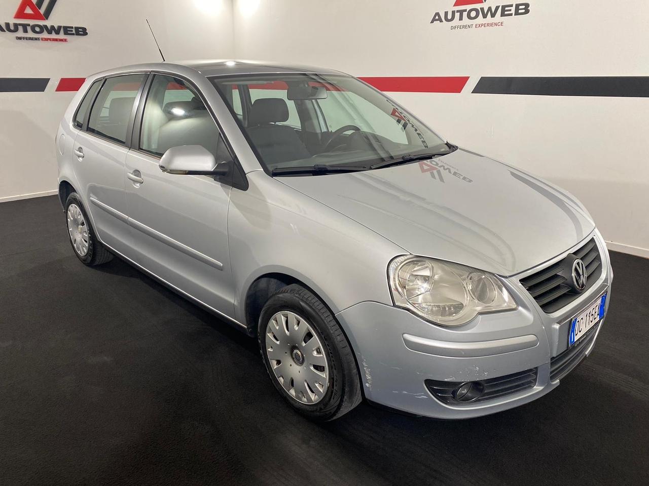 Volkswagen Polo 1.2 benzina * NEOPATENTATI *