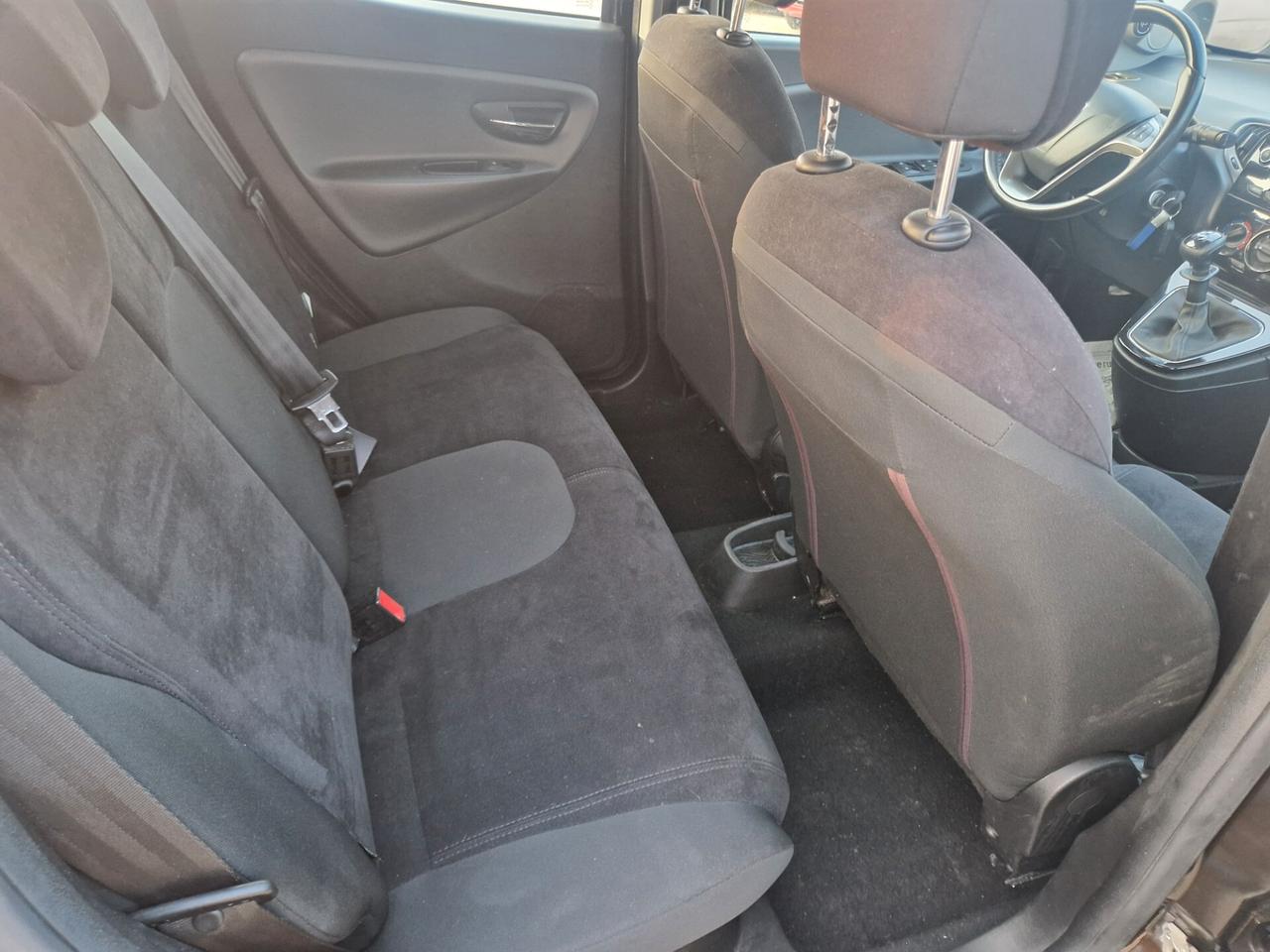 Lancia Ypsilon 1.2 69 Cv - 2011