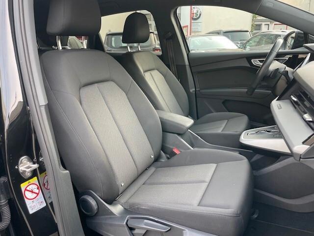 Audi Q4 35 e-tron Business Advanced