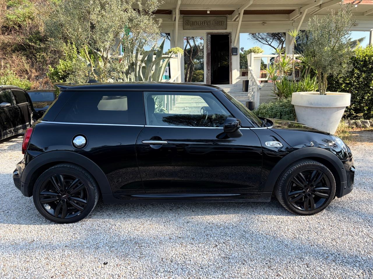 Mini Cooper s Jcw sedili guscio quadro digitale harman kardon cambio f1 full Led luci ambiente