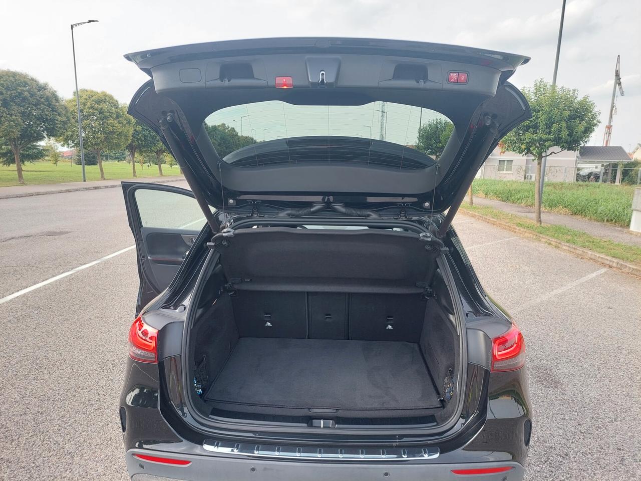 Mercedes-benz GLA 200 d Automatic Premium #MP