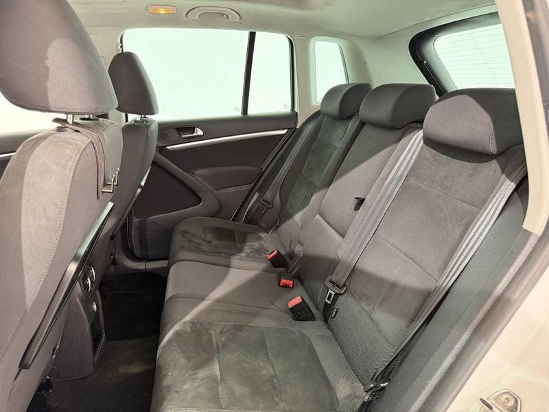 Volkswagen Tiguan Tiguan 2.0 tdi bm Sport&Style+ 140cv ** TETTO PANORAMICO **