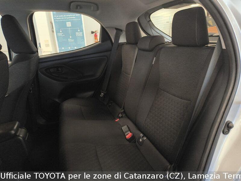 Toyota Yaris Hybrid Trend MY22