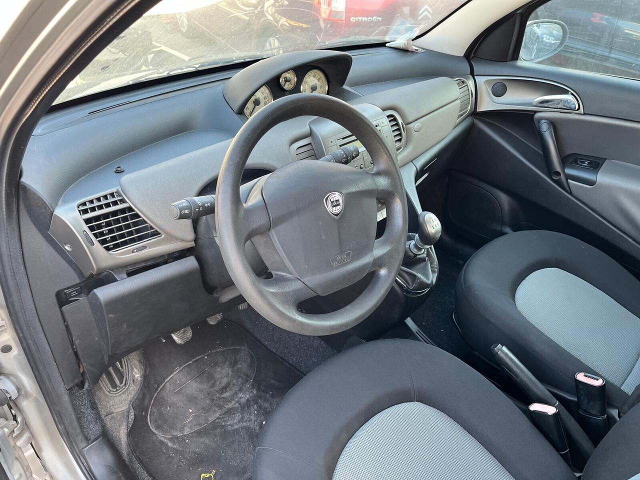 Lancia Ypsilon 1.2 oro km 88000