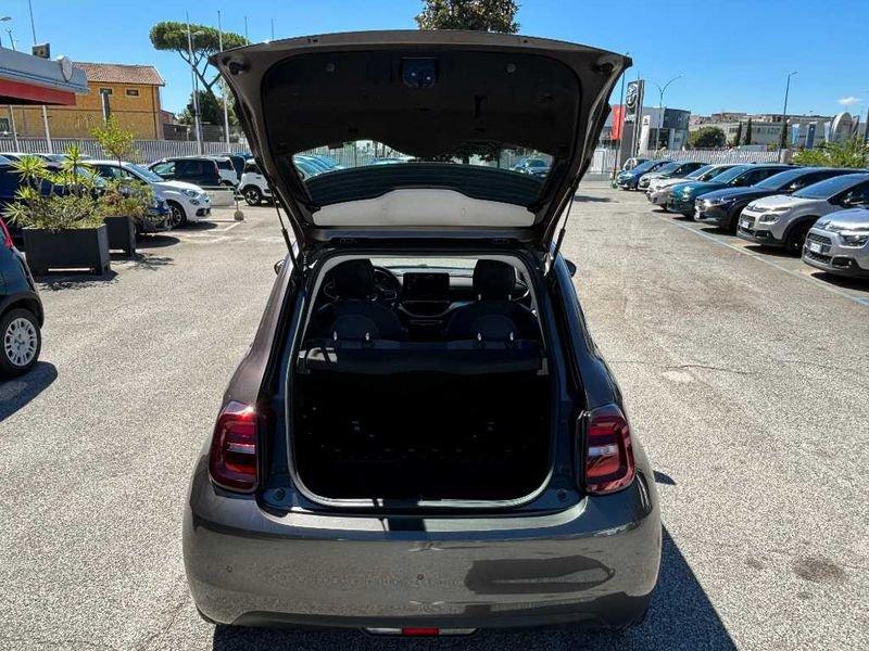 FIAT 500 Panda II 2003 500e 42 kWh La Prima