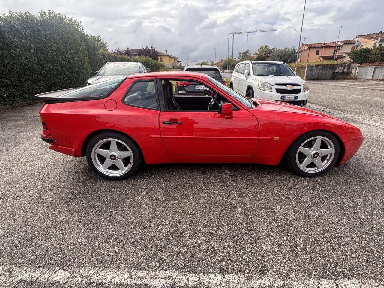 Porsche 944 Turbo S