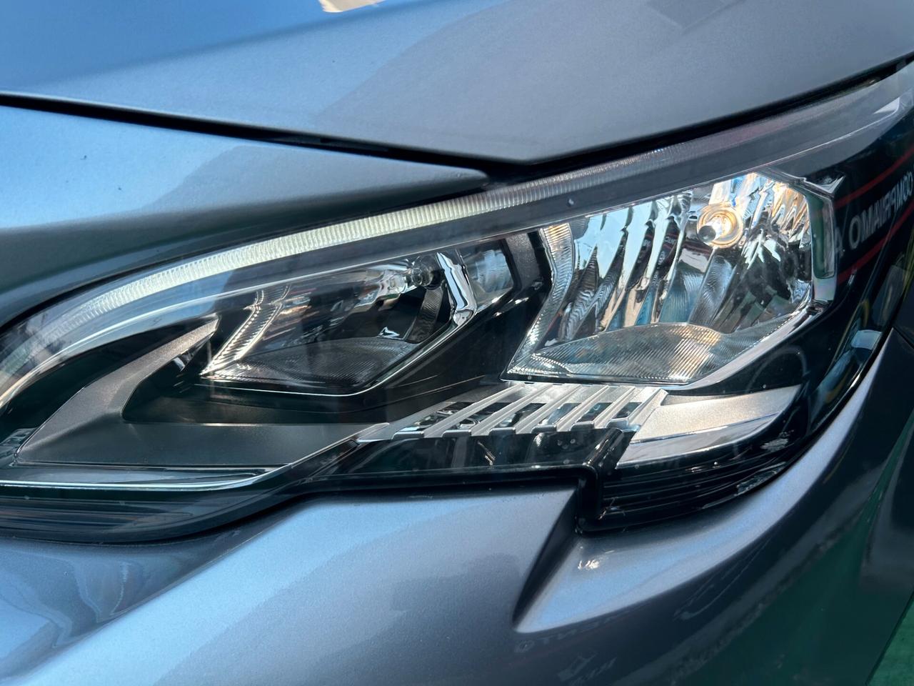 Peugeot 3008 2019 1.5 BlueHDi 130 Allure KM CERT LEGGI!