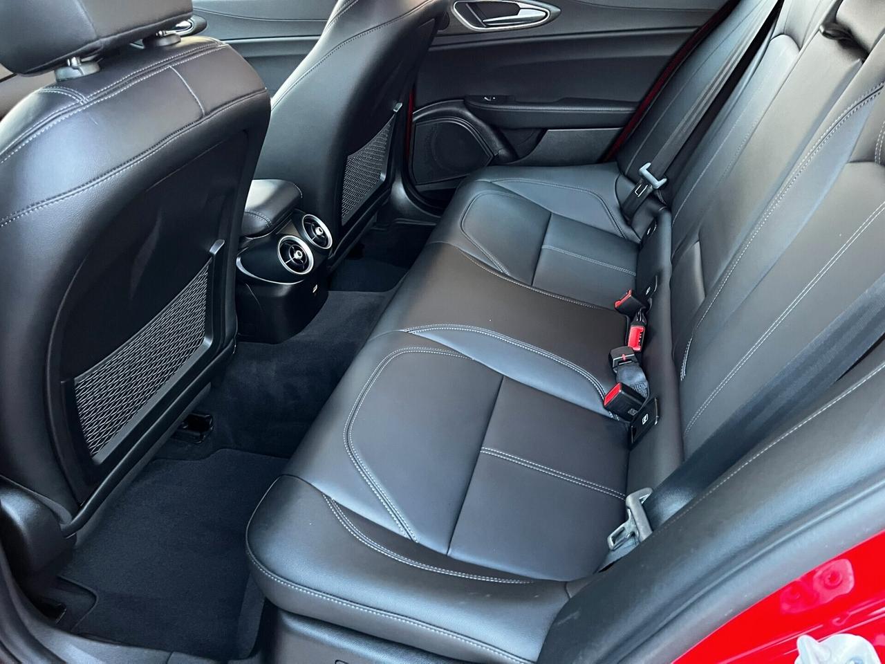 Alfa Romeo 2.2 210 CV AT8 AWD Q4 Ti