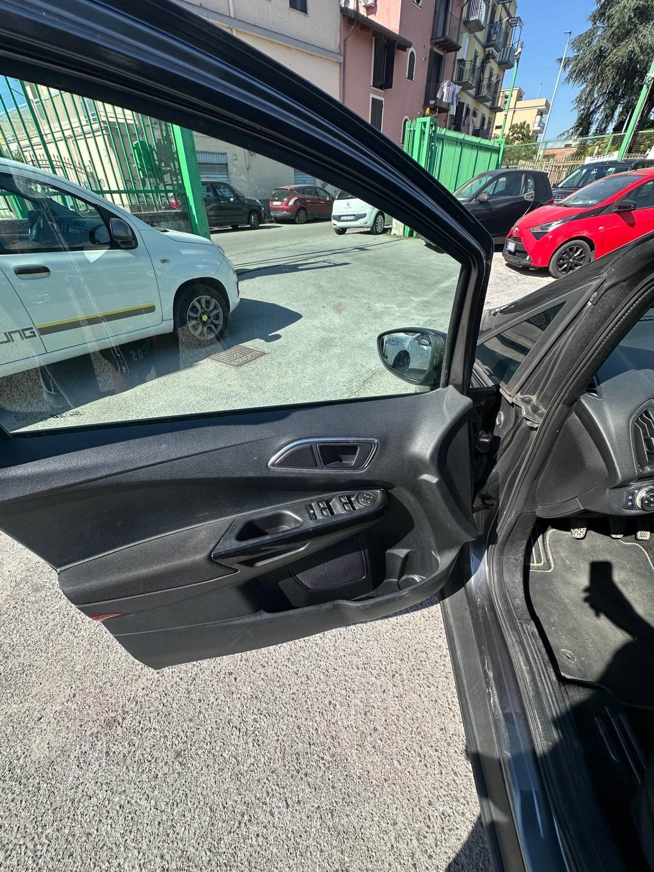 Ford B-Max 1.0 EcoBoost 100 CV Titanium X