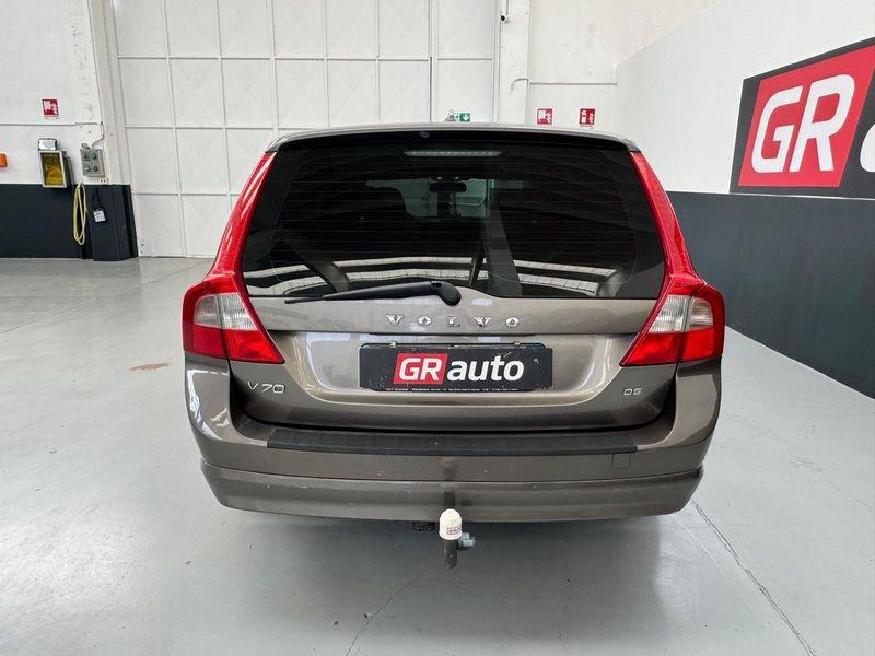 Volvo V70 V70 2.4 d5 Summum 185cv