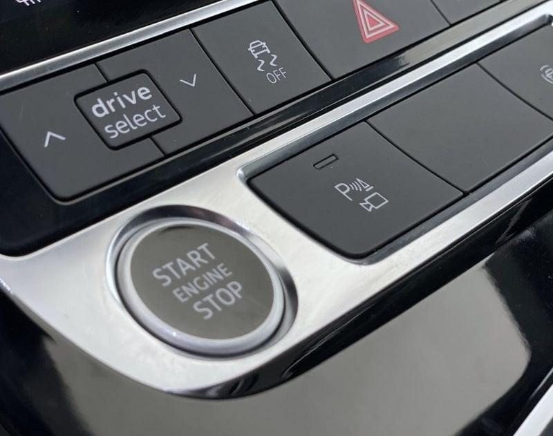 Audi Q8 Q8 50 TDI 286 CV quattro tiptronic Sport