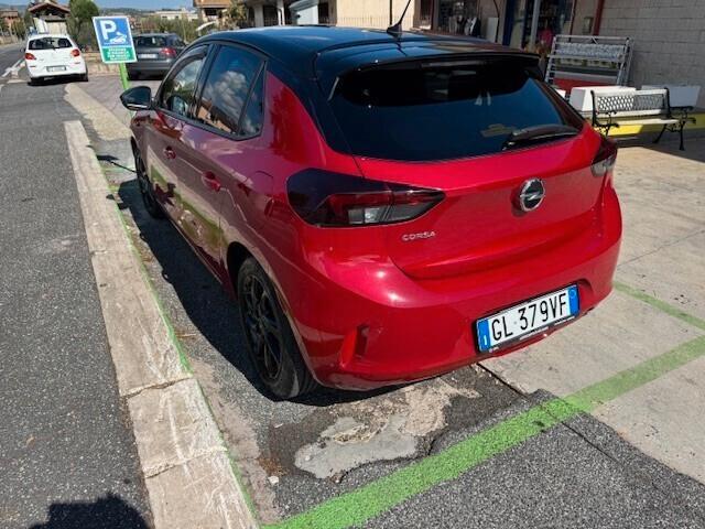 Opel Corsa 1.2 Design & Tech