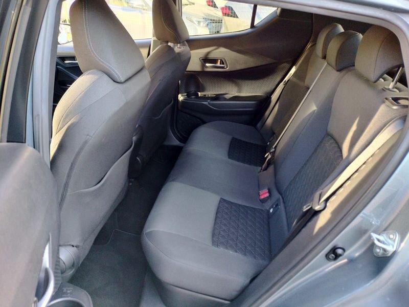 Toyota C-HR C-HR 2.0 Hybrid E-CVT Trend