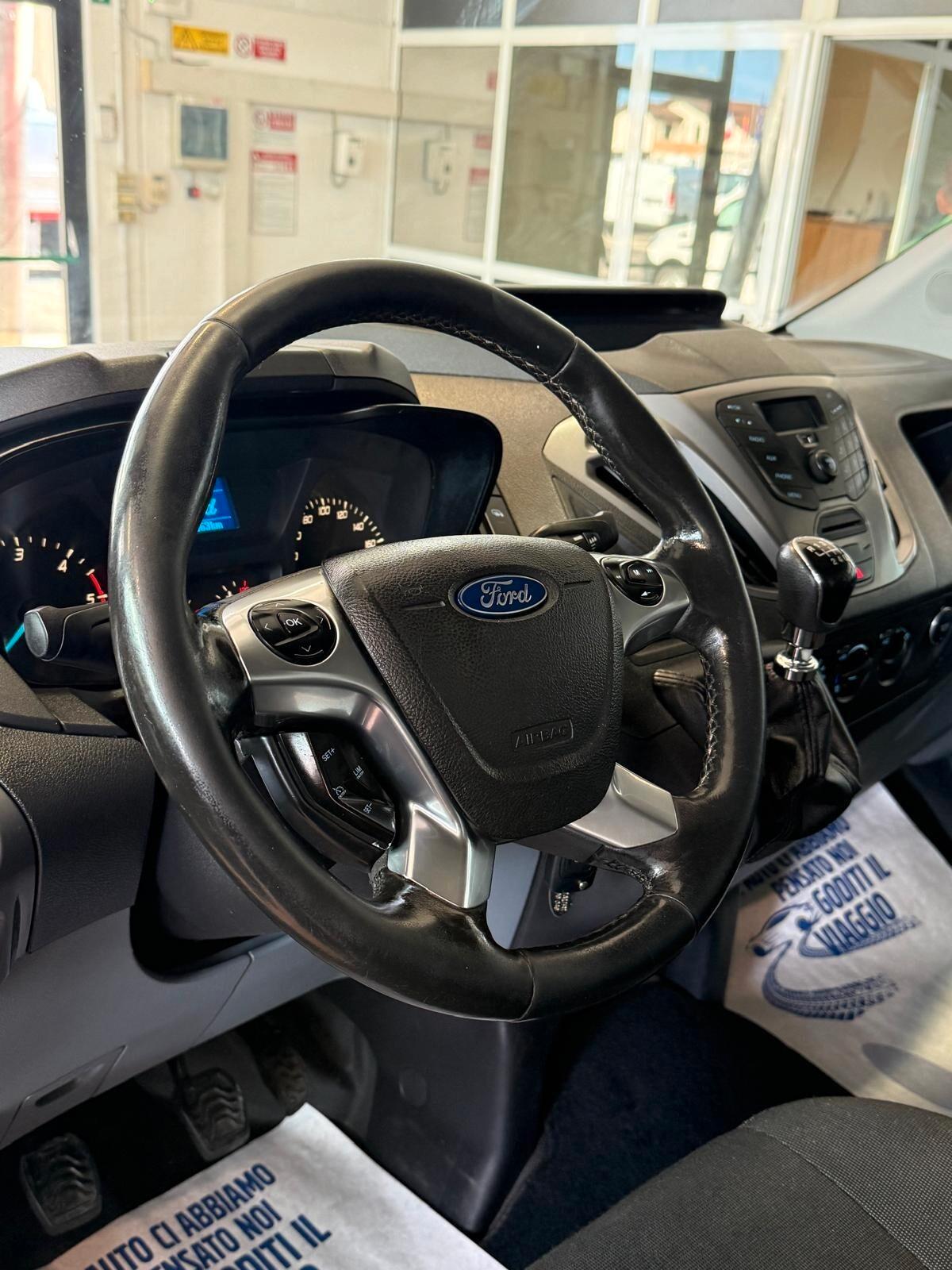 Ford Transit custom L2 H1 PASSO LUNGO 2.0 TDCI