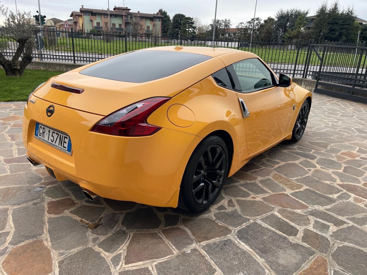 Nissan 370Z Coupé 3.7 V6 Lev 2