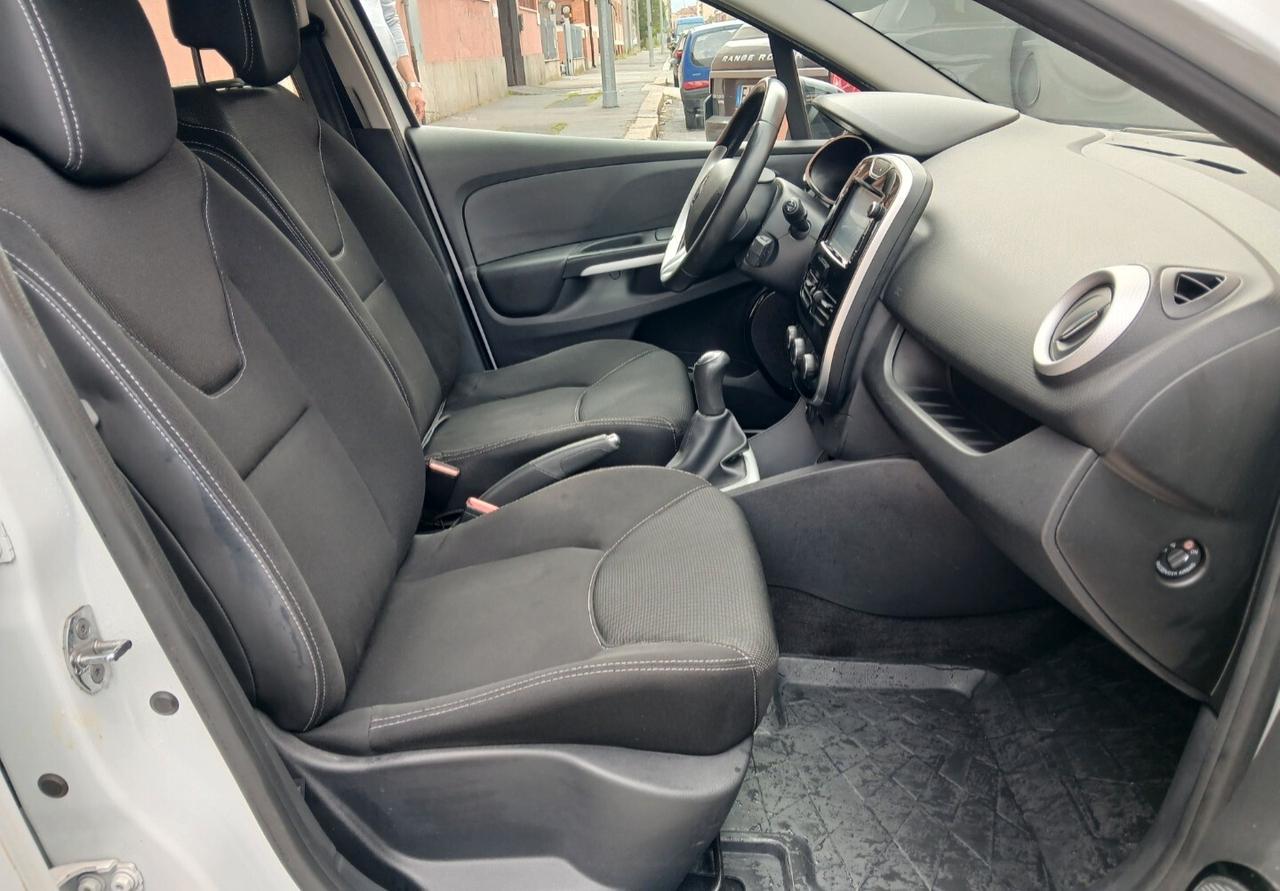 RENAULT Clio Sporter Duel 1.500 dCi 90cv Km92.600