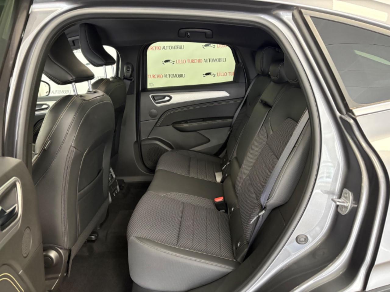 Renault Arkana 1.6 E-Tech full hybrid Techno 145cv