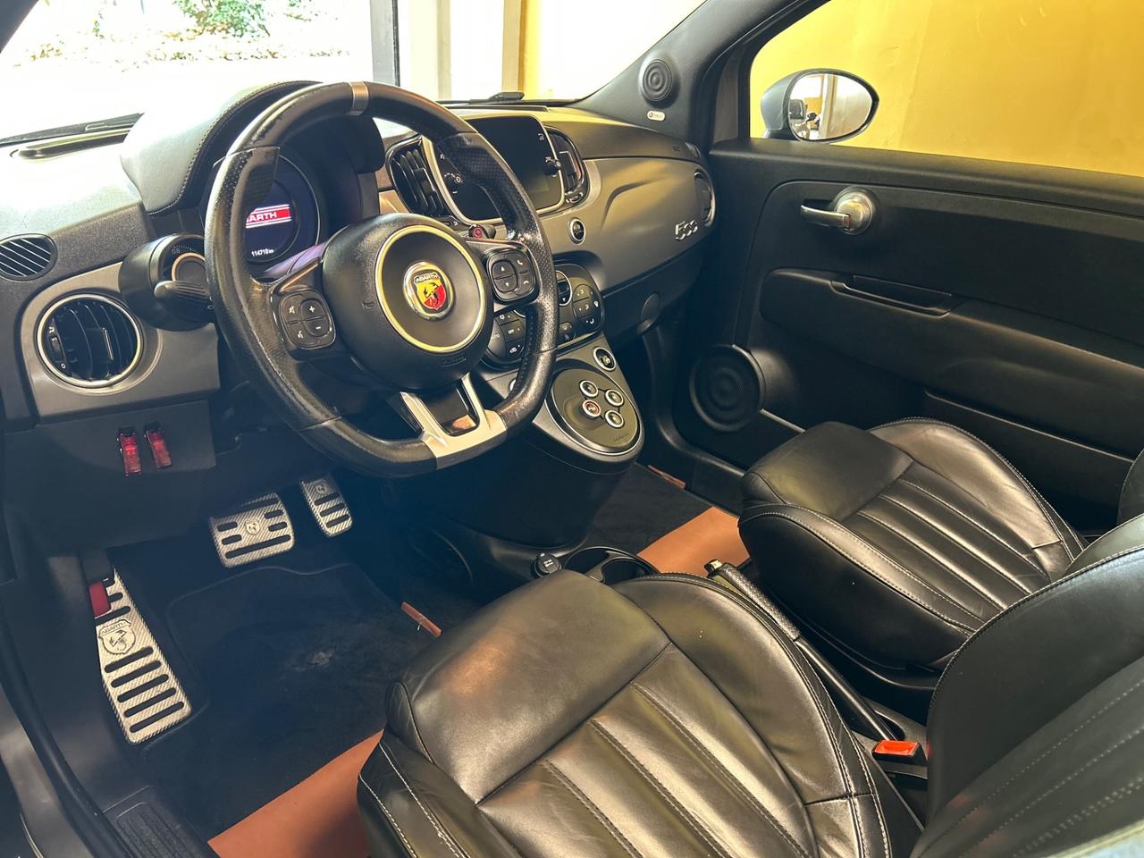 Abarth 595 595C 1.4 T-Jet 165cv Turismo *** AUTOMATICA * AKRAPOVIC * CABRIO ***