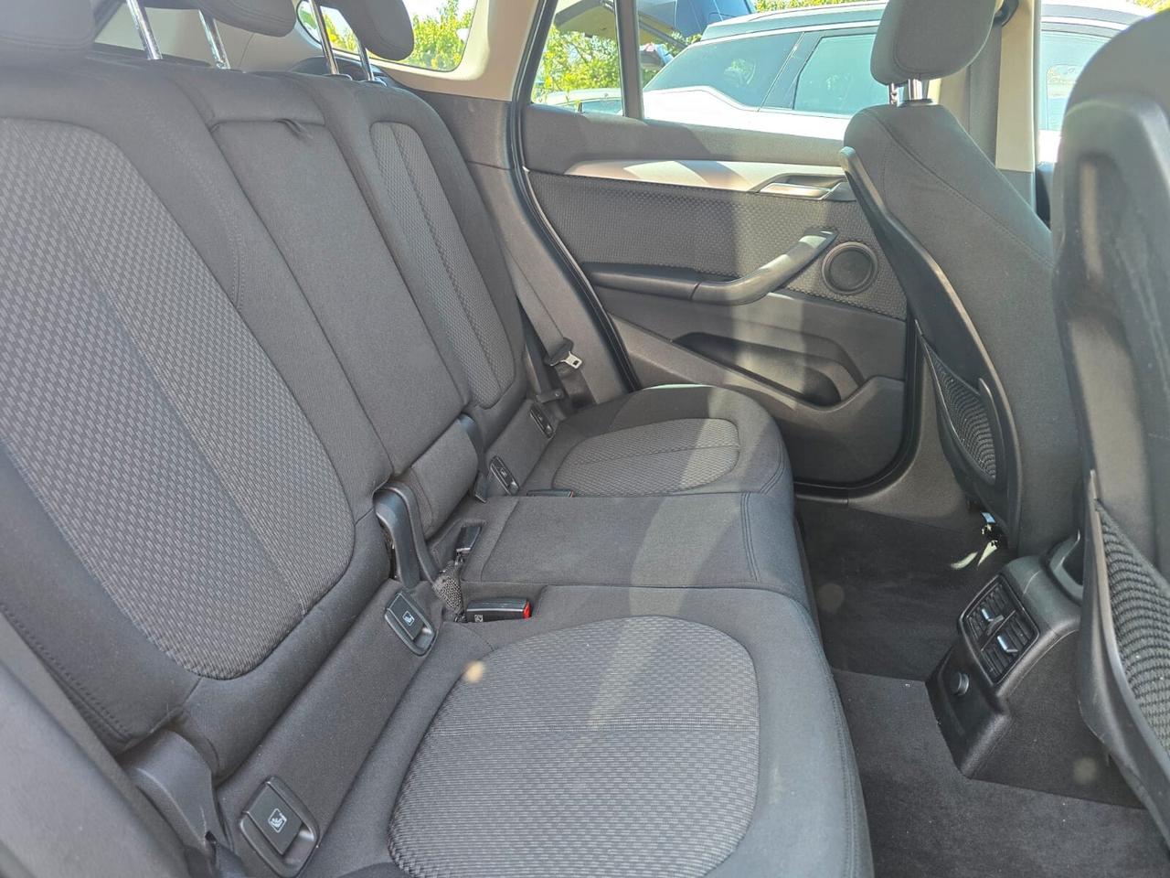 BMW X1 SDRIVE 18D BUSINESS SPORT
