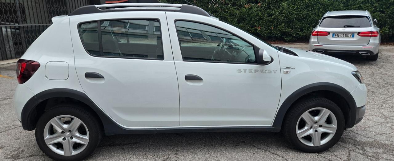 Dacia Sandero Stepway 900 TCe 12V 90CV Prestige