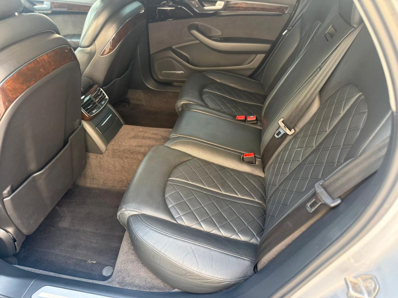Audi A8 L 4.2 V8 TDI 2015 12 MESI DI GARANZIA