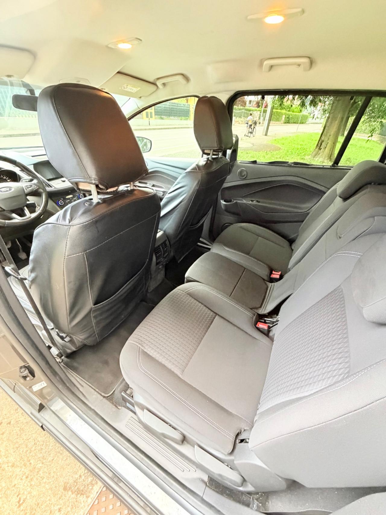 Ford C-Max C-Max7 2.0 7 Posti
