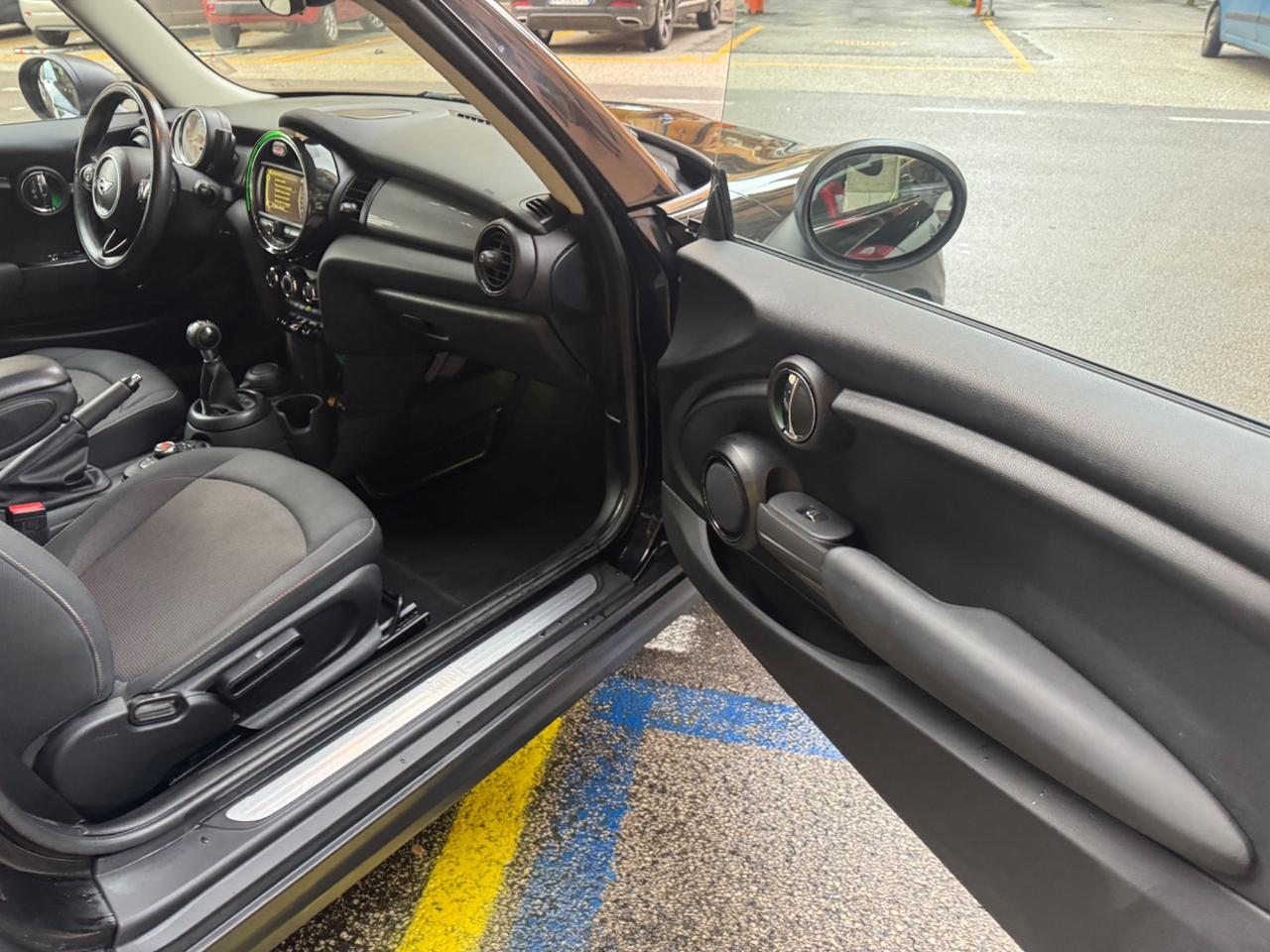 Mini Cooper 1.5D idonea neo patentati