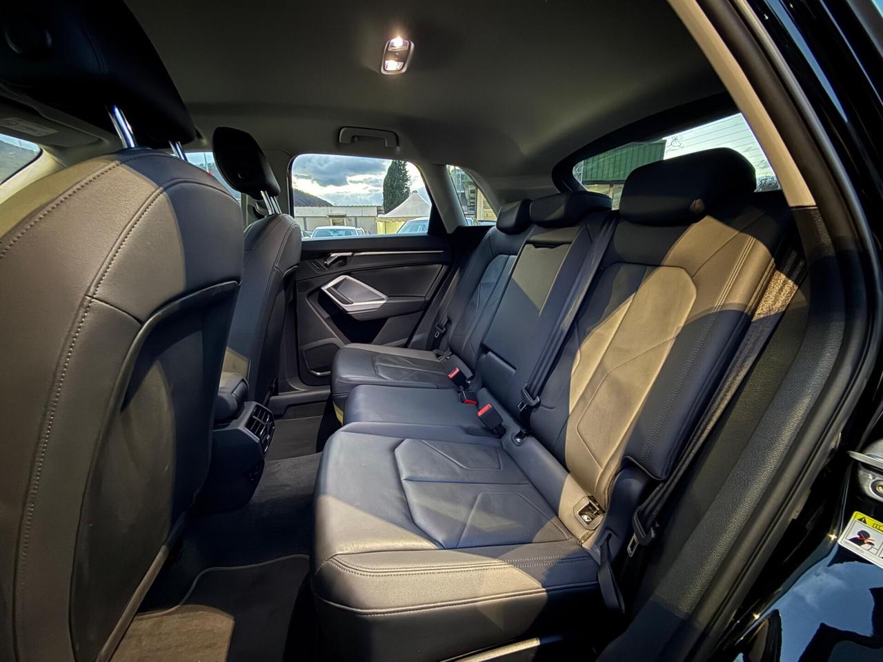 Audi Q3 35 TDI S-Tronic 150 CV Business Advanced