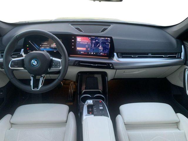 BMW iX1 eDrive 20 xLine