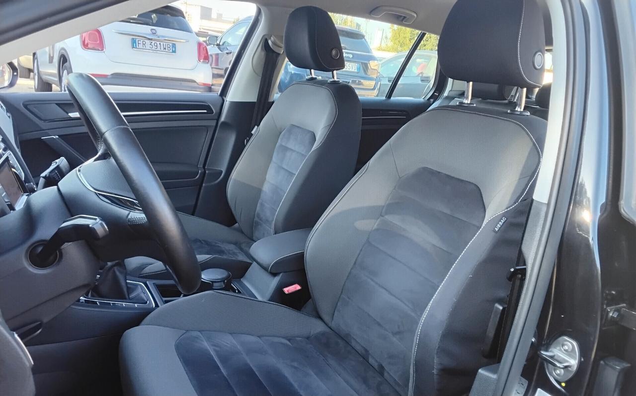 Volkswagen Golf 1.6 TDI DPF 5p. Highline