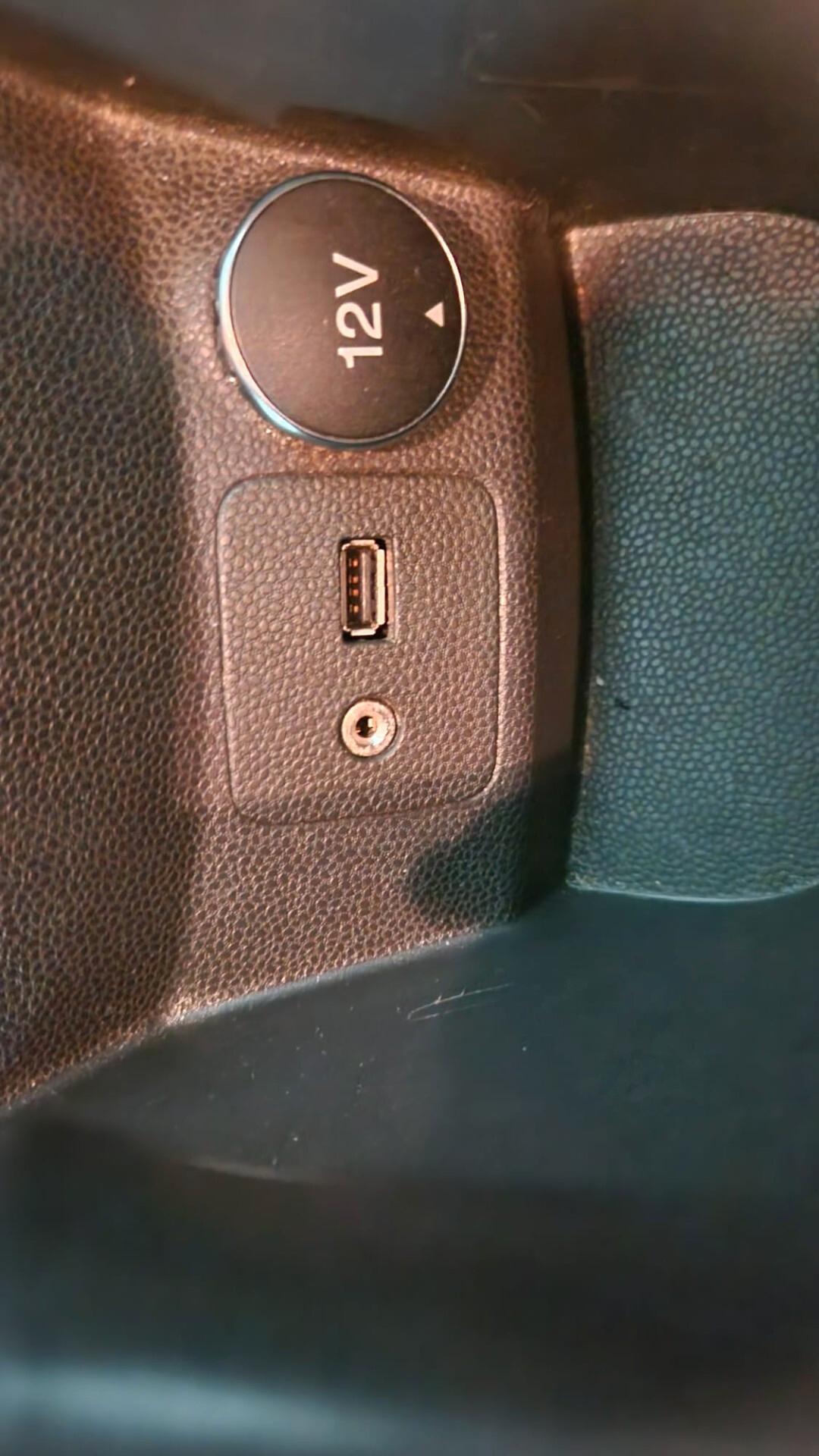 Ford Fiesta 1.5 TDCi 5 porte Titanium neopatentati ok