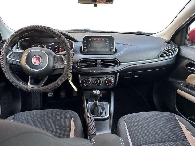 FIAT Tipo Tipo 4p 1.4 Easy 95cv my17