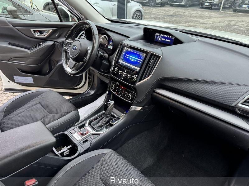 Subaru Forester Forester 2.0 e-Boxer MHEV CVT Lineartronic Style