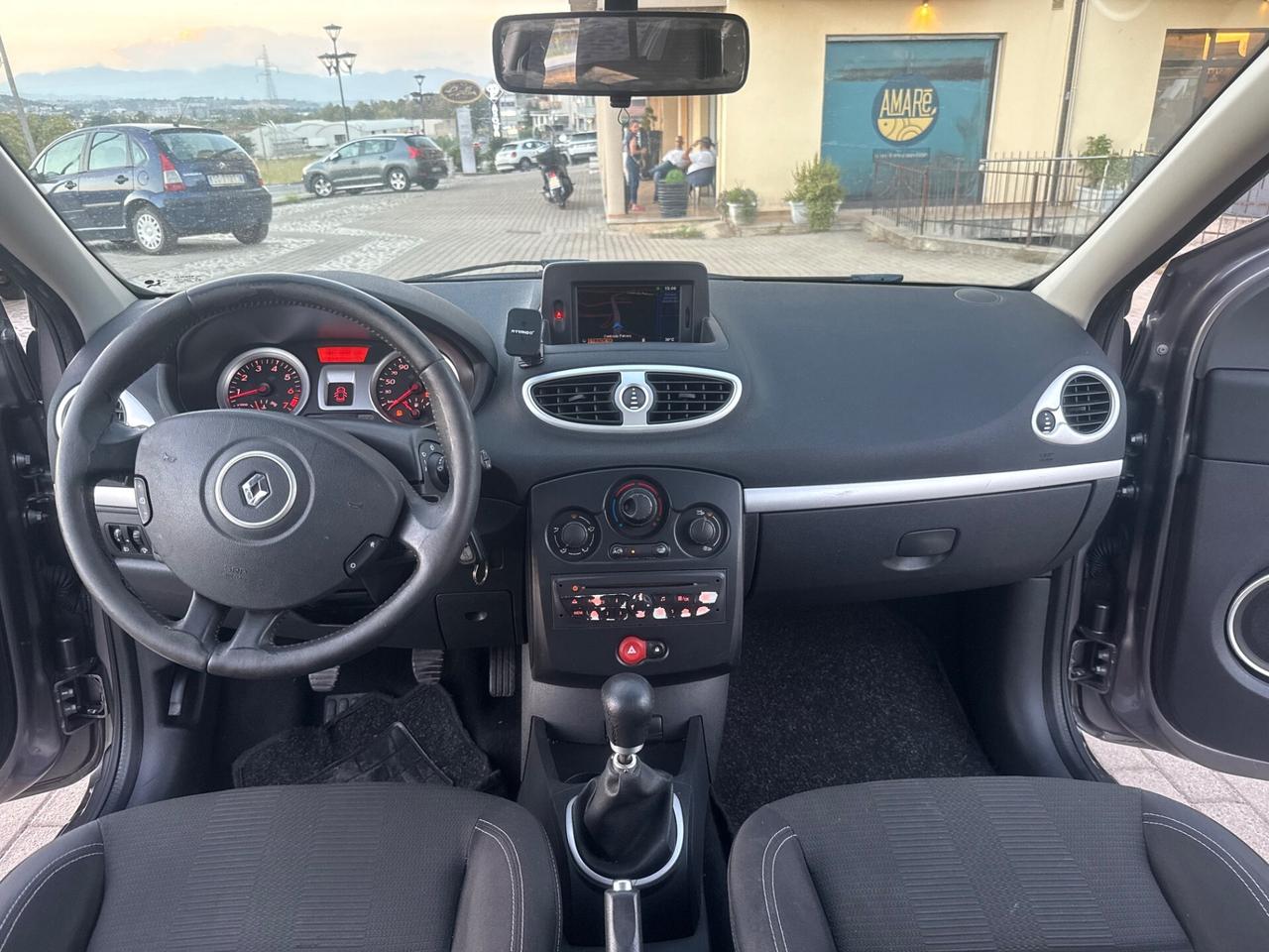 Renault Clio 1.2 16V 5 porte Luxe