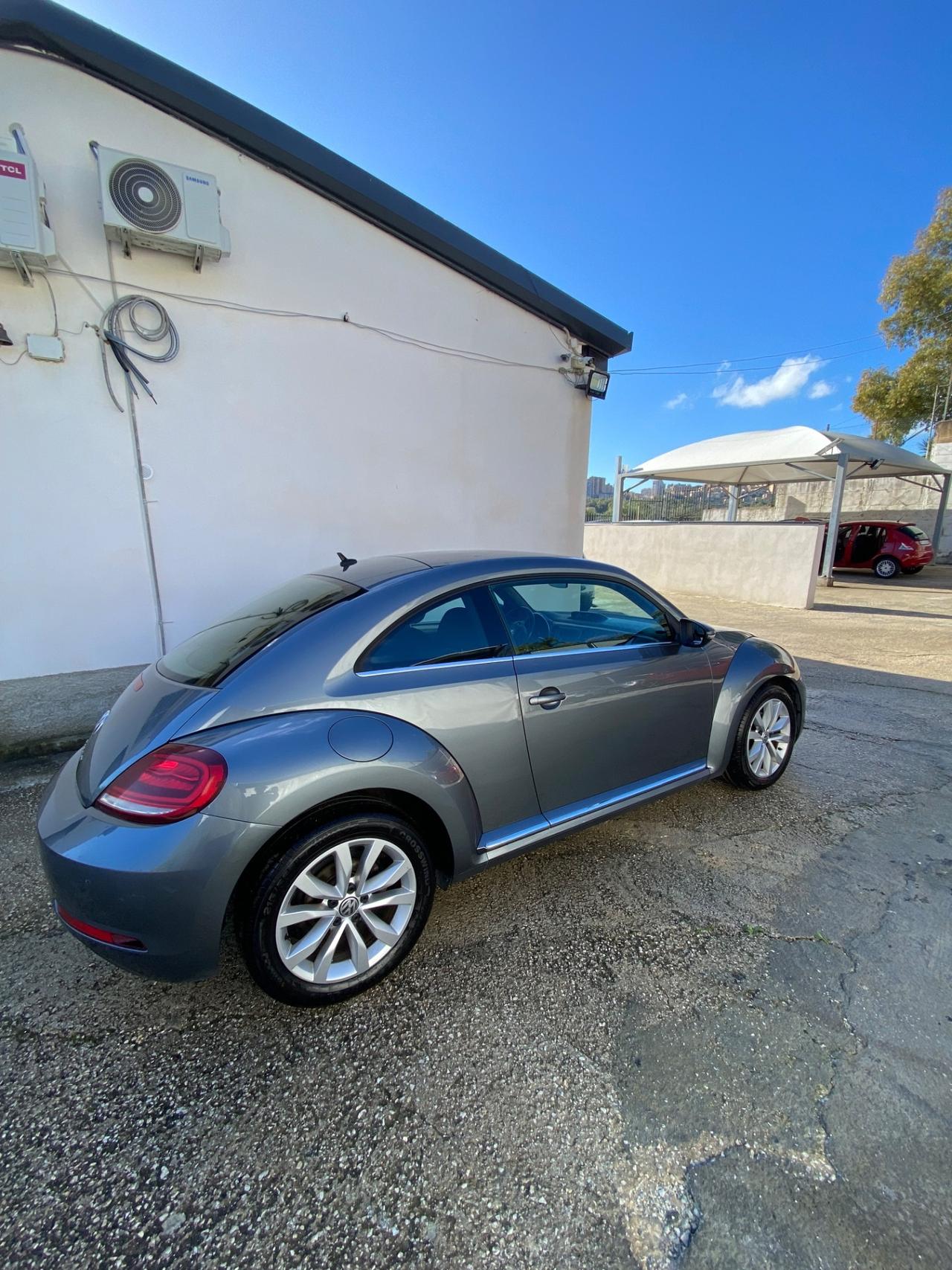 Volkswagen Maggiolino 2.0 TDI Design BlueMotion Technology