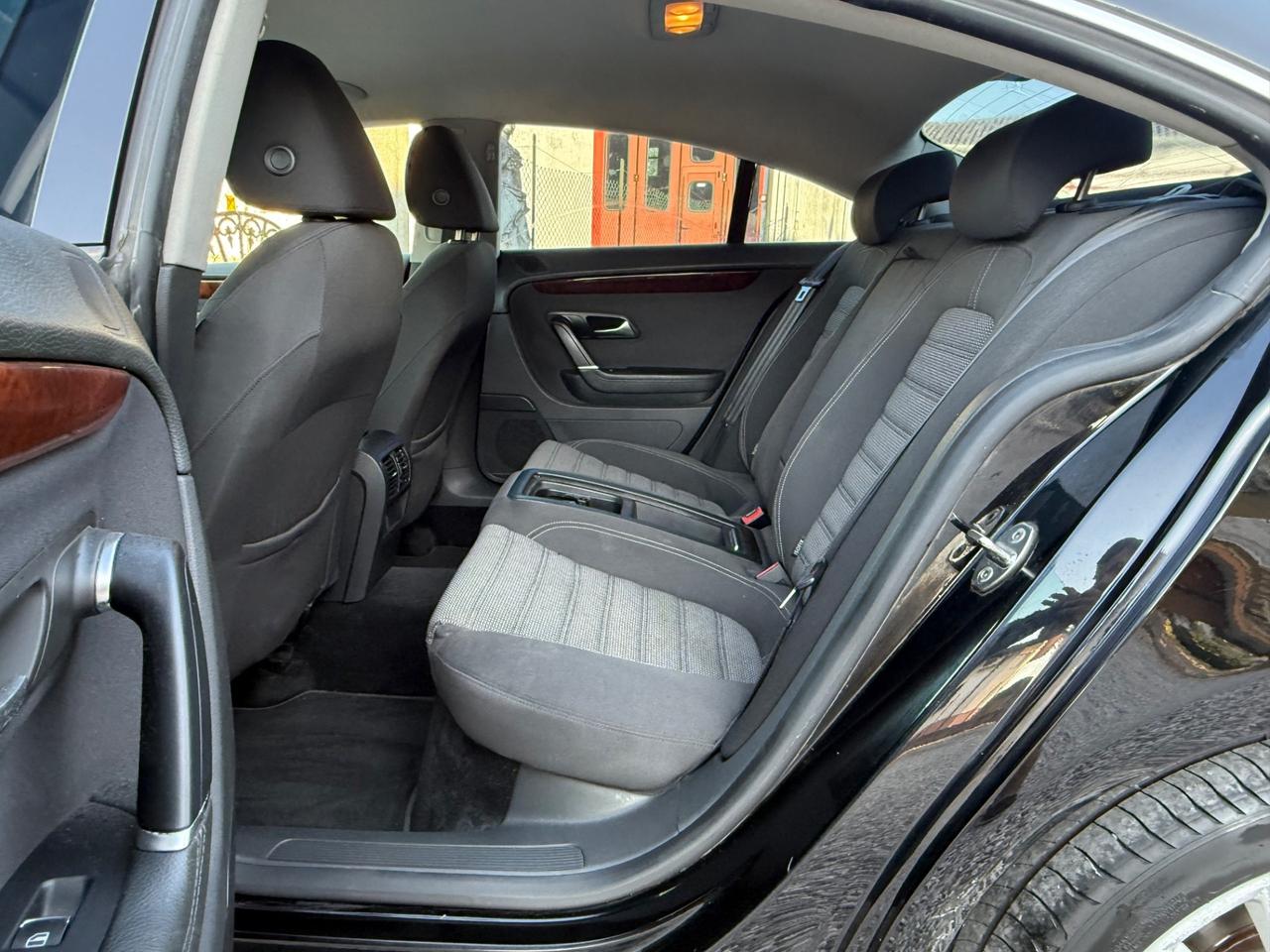 Volkswagen Passat CC 2.0 TDI DPF