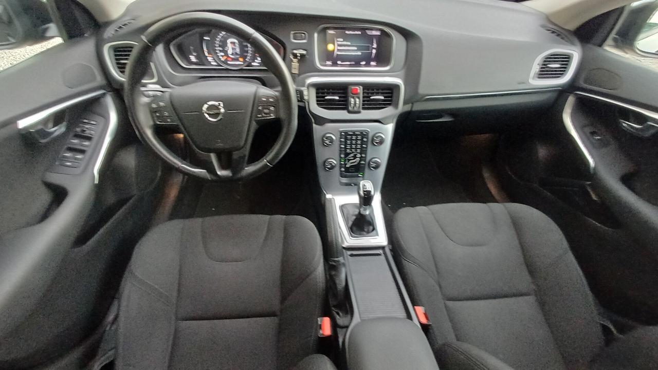 Volvo V40 D2 R-design Euro6 Ok Neopatentati