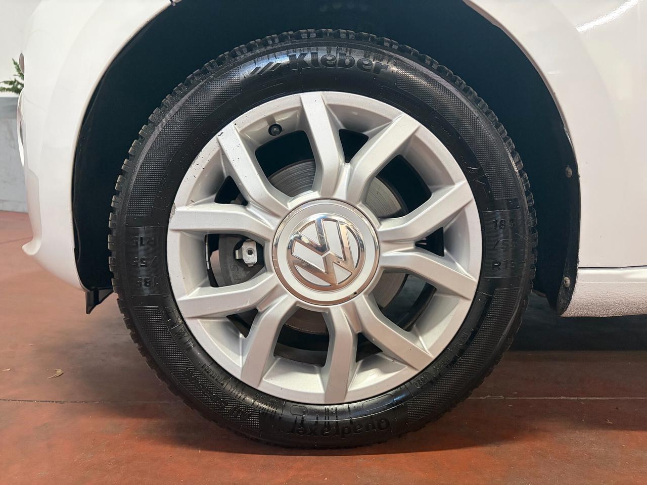 Volkswagen up! 1.0 5p. move