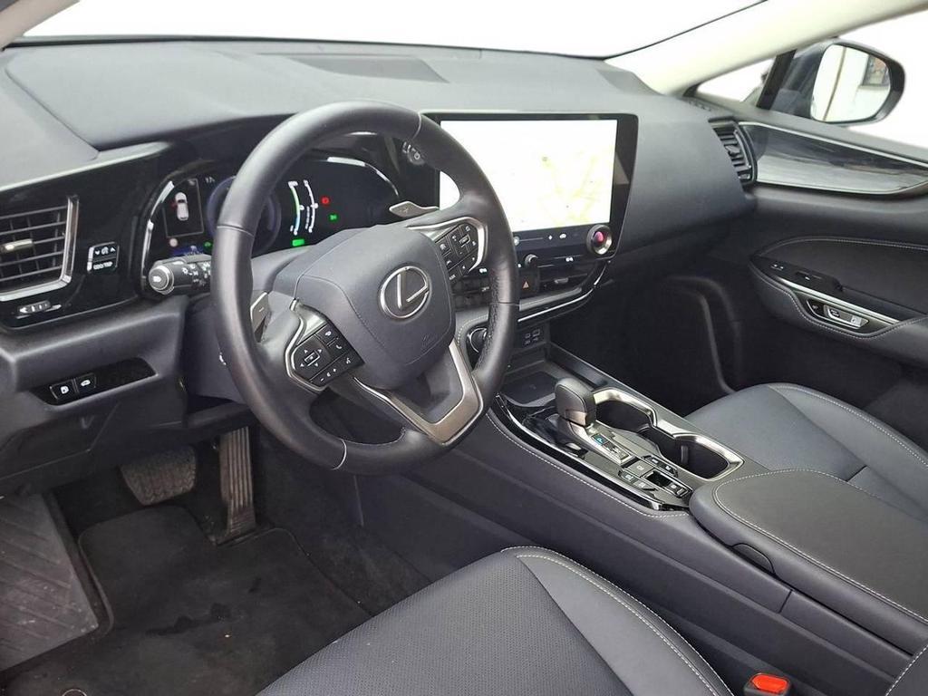 Lexus NX 2.5 Plug-in Premium 4WD e-CVT