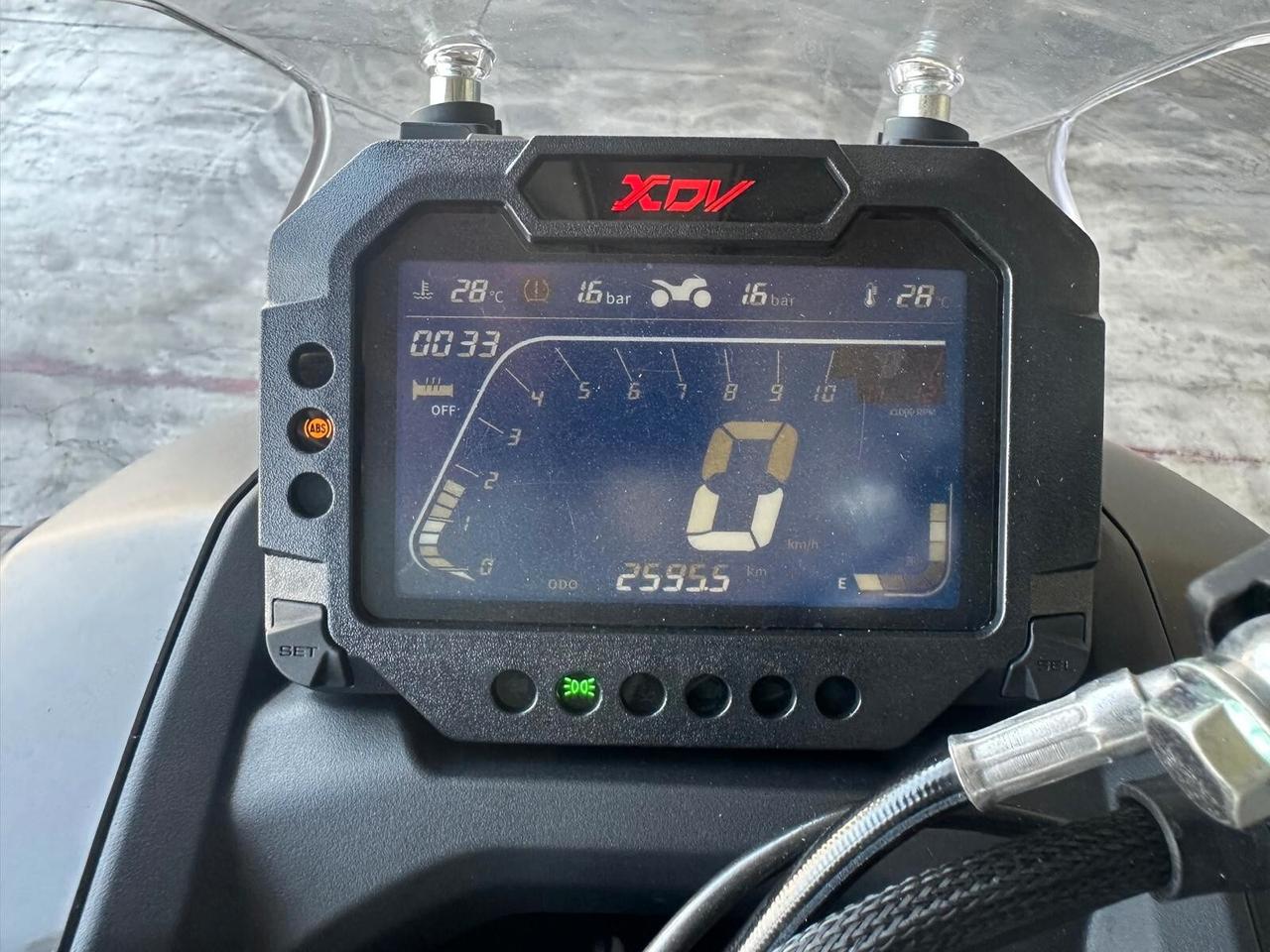 KL Brera X 300 – 2024 – 2.595 km – Pari al nuovo